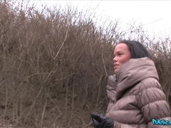 Chica, Mamada, Engañando, Garganta profunda, Al aire libre, Pov, Público, Tetas