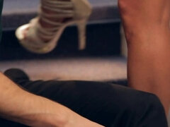 Brunette brune, Pieds, Hard, Talons, Léchez, Chatte, Rasée, Gicler