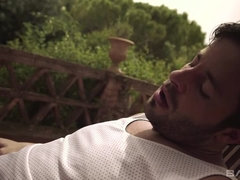 Bruinharig, Oudere vrouw, Sperma shot, Sperma in gezicht, Rijpe lesbienne, Buiten