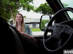 Amateur, Grosse bite, Bus, Voiture, Seins naturels, Maigrichonne, Adolescente, Nénés