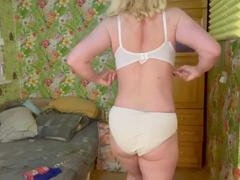 Enthousiasteling, Ondergoed, Masturbatie, Rijpe lesbienne, Panty, Kut duiken, Alleen, Kousen