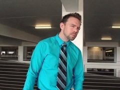 Nana, Grosse bite, Voiture, Tir de sperme, En levrette, Léchez, Seins naturels, Mouillée