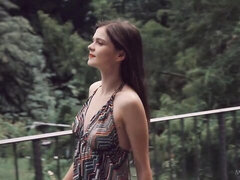 Bruinharig, Hondjeshouding, Vingeren, Gapende, Handbeurt, Masturbatie, Geschoren, Tieten likken