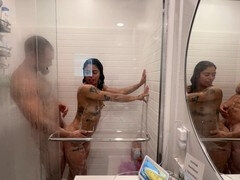 Badkamer, Grote kont, Latijnse vrouw, Likken, Moeder die ik wil neuken, Tatoeage