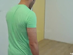 Enthousiasteling, Grote kont, Grote mammen, Rondborstig, Huisgemaakt, Indisch, Natuurlijke tieten, Tieten likken