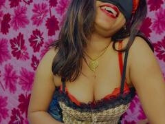 Beauté, Sucer une bite, Collège université, Défloration, Première fois, Indienne, Masque, Adolescente