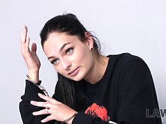 18 jahre, Braunhaarige, Auto, Geschnappt, Schwarz, Europäisch, Hd, Polizei