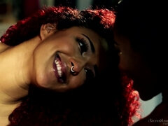 Schwarz, Braunhaarige, Hd, Lesbisch, Lecken, Piercing, Muschi, Tätowierung