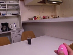 Asiatisch, Verrückt, Selbstgemacht, Küche, Hausmädchen, Pov, Muschi, Spielzeuge