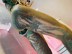 Alternative Tattooed Model Pissing Solo – Anal Toy Masturbation & Pee Fetish