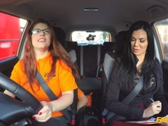 Leie, Arsch, Blasen, Hundestellung, Frau frau mann, Würgen, Pov, Flotter dreier