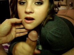 Leie, Grosser arsch, Grosse titten, Braunhaarige, Spermaladung, Schwanz, Handjob, Strumpfhose