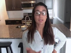 Amateur, Brunette brune, Femme couguar, Hard, Hd, Mère que j'aimerais baiser, Actrice du porno, Pov