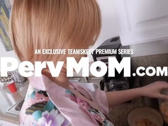 Verga grande, Tetas grandes, Rubia, Mamada, Pajear, Coño, Afeitado, Tetas