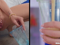 美女, ブロンド, フェラチオ, ハードコア, 放尿