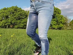 Leie, Blondine, Fetisch, Hd, Jeans, Pissen, Öffentlich, Nass