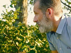 Большие сиськи, Блондинки, Минет, Очки, На природе, На публике, Тату, Влажная