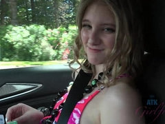 Flashen, Freundin, Nackt, Orgasmus, Im freien, Pov, Spanner, Nass