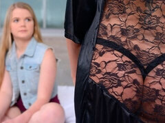 Grosser arsch, Blasen, Frau frau mann, Lecken, Lingerie, Milf, Muschi, Flotter dreier