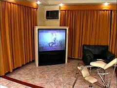 Nana, Grosse bite, Noire, Sucer une bite, Noir ébène, Interracial, Léchez, Adolescente