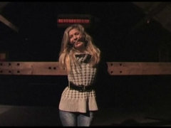 緊縛, ブロンド, ボンデージ, 衣服着たままセックス, 女, 開帳, 拘束