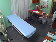 Leie, Betrug, Arzt, Lecken, Krankenschwester, Büro, Pov, Muschi