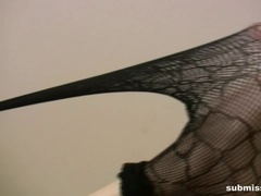 素人, ブロンド, 足フェチ, 毛深い, 穴開きパンティ, ソフトコア, いじめ, オッパイの