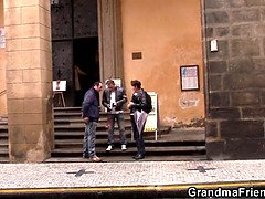 デカパイ, フェラチオ, エロ熟女, 熟年, 淫乱熟女, 母, 義母, 三人