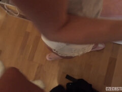 18 jahre, Blasen, Vollbusig, Natürlichen titten, Pov, Rasiert, Jungendliche (18+), Spanner