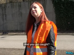 Sucer une bite, En levrette, Branlette thaïlandaise, De plein air, Pov, Public, Chatte, Uniforme