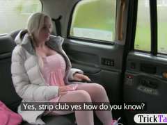 Amateur, Gros seins, Orgasme, Public, Nénés