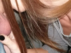 Enthousiasteling, Pijpbeurt, Sperma shot, Fetisj, Hd, Openbaar, Russisch, Kousen