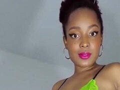 素人, デカ尻, デカパイ, 黒人, 下着, 淫乱熟女, 一人, ストリッピング