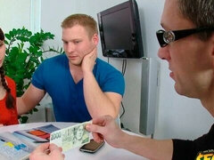 Pijpbeurt, Bruinharig, Fetisj, Handbeurt, Likken, Penis, Mager, Tiener