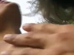 Enthousiasteling, Grote mammen, Blond, Groepseks ejactulatie, Sperma in gezicht, Duits, Buiten, Mager