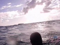 Leie, Braunhaarige, Fingern, Flashen, Freundin, Nackt, Pov, Dusche