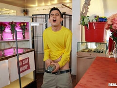 Verga grande, Morena, Estilo perrito, Corridas faciales, Sexo duro, Tacones, Lamidas, Coño