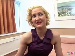 Любители, Красотки, Блондинки, Хд, Зрелые, Русские, Испанки, Втроем