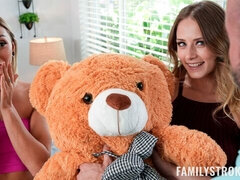 Kyler Quinn and Chloe Temple are enjoying their shared fucker