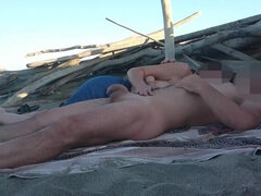 素人, ビーチ, 露出狂, フランス人, 手コキする, イタリア人, ヌード, 妻