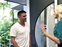 Busty milf gets eaten out