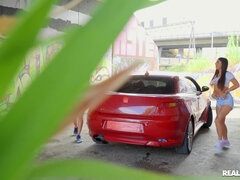 茶髪の, 車, バック, ヨーロピアン, 彼女, 手コキする, ラティーナ, 自然山雀