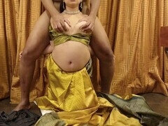 18, 叔母, デカチン, 大学生, カップル, 毛深い, 手コキする, インド人