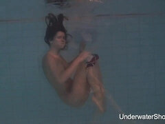 18, ビキニ, 茶髪の, 女, 公共, ティーン, オッパイの, 水中