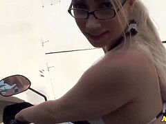 Анальный секс, Бикини, Молоденькие