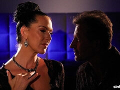 Culo grande, Verga grande, Tetas grandes, Mamada, Morena, Estilo perrito, Madres para coger