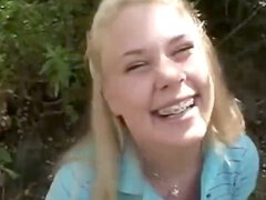 Amateur, Doigter, Masturbation, De plein air, Petite femme, Rasée, Solo, Adolescente