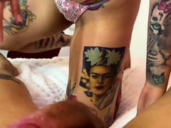 Blasen, Braunhaarige, Puppe, Handjob, Hd, Jungendliche (18+), Titten