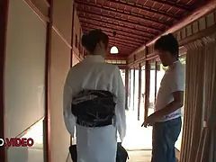 Aziatisch, Pijpbeurt, Bruinharig, Hardcore, Japaans, Moeder die ik wil neuken, Naakt, Schreeuwen