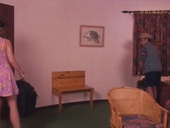 Blond, Bedriegen, Harig, Latijnse vrouw, Lesbisch, Moeder die ik wil neuken, Trio, Oud